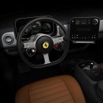 a première Ferrari 100% électrique qui réinvente le cockpit, avec LoveFrom (Jony Ive & Marc Newson)