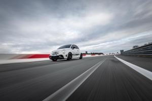 abarth-595-esseesse-my21-4