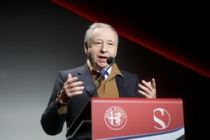 alfa-romeo-sauber-f1-team-2018-11