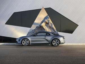 2-Nouvelle Alpine A110 GT