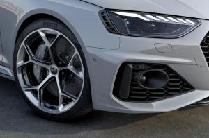 audi-rs4-avant-pack-competition-my22-1