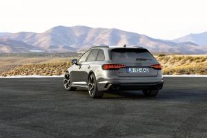 audi-rs4-avant-pack-competition-my22-11