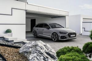 audi-rs4-avant-pack-competition-my22-15