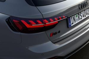 audi-rs4-avant-pack-competition-my22-25