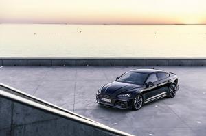 audi-rs5-sportback-pack-competition-my22-19