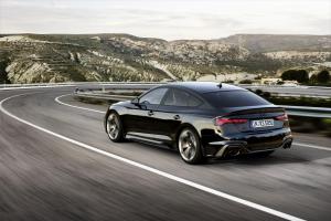 audi-rs5-sportback-pack-competition-my22-3