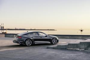 audi-rs5-sportback-pack-competition-my22-7