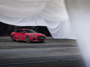 audi-rs7-sportback-2019-30