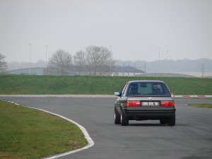 bmw-325is-e30-2