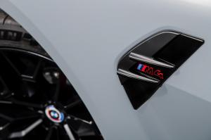 bmw-m4-csl-my22-28