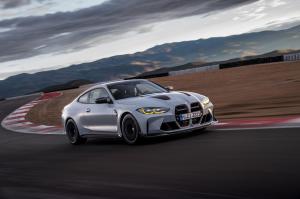 bmw-m4-csl-my22-48