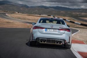 bmw-m4-csl-my22-56