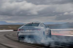 bmw-m4-csl-my22-67