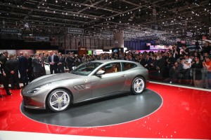 ferrari-gtc4-lusso-15