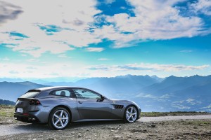 ferrari-gtc4-lusso-25