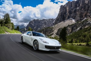 ferrari-gtc4-lusso-36
