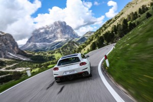 ferrari-gtc4-lusso-40