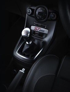 ford-fiesta-st200-29