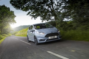 ford-fiesta-st200-32