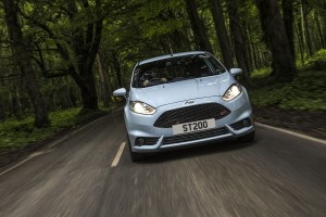 ford-fiesta-st200-38