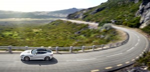 jaguar-f-type-r-coupe-12