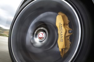 jaguar-f-type-r-coupe-28