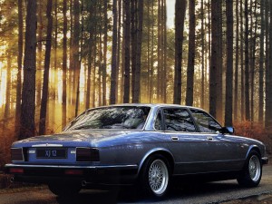 jaguar-xj12-xj40-1993-4