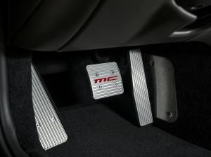 Large-12802-MaseratiGranTurismoMCMY18pedaliera