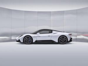 maserati-mc20-3