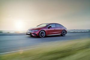 mercedes-benz-amg-eqe-43-1