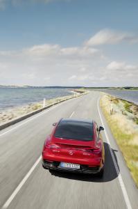 mercedes-benz-amg-eqe-43-10