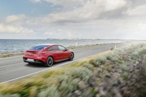 mercedes-benz-amg-eqe-43-11