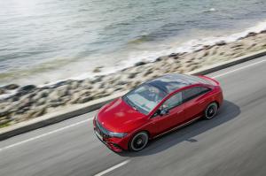 mercedes-benz-amg-eqe-43-13