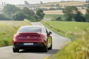 mercedes-benz-amg-eqe-43-17