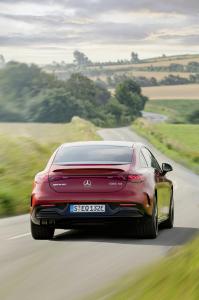 mercedes-benz-amg-eqe-43-18