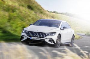 mercedes-benz-amg-eqe-53-10