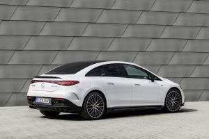 mercedes-benz-amg-eqe-53-25