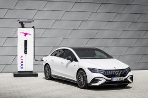 mercedes-benz-amg-eqe-53-26