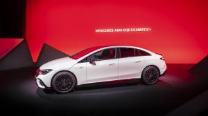 mercedes-benz-amg-eqe-53-42