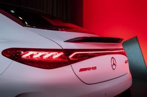 mercedes-benz-amg-eqe-53-48