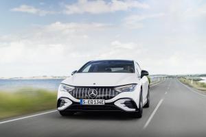 mercedes-benz-amg-eqe-53-5