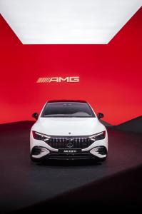 mercedes-benz-amg-eqe-53-54