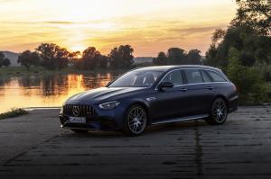 mercedes-benz-e63s-amg-stationwagon-s213-fl-23