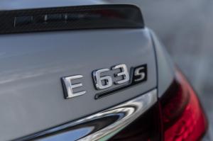 mercedes-benz-e63s-amg-w213-fl-1