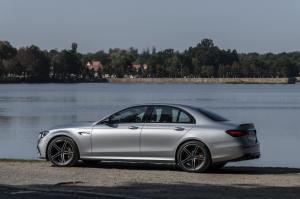mercedes-benz-e63s-amg-w213-fl-27