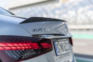 mercedes-benz-e63s-amg-w213-fl-42