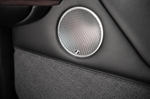 MorganPlusSennheisergrille01