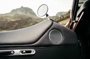 MorganPlusSennheisergrille04