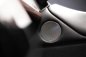 MorganPlusSennheisergrille02