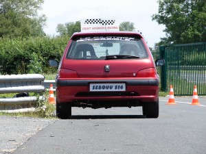 peugeot-106-s16-13